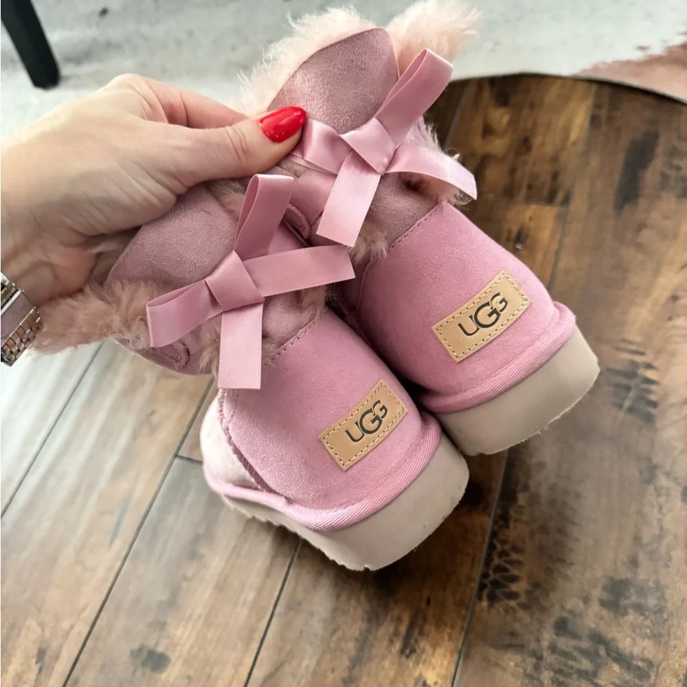 Ugg Mini Bailey Bow Plush Faux Fur Ankle Boots - Pink/Lavender Size 8